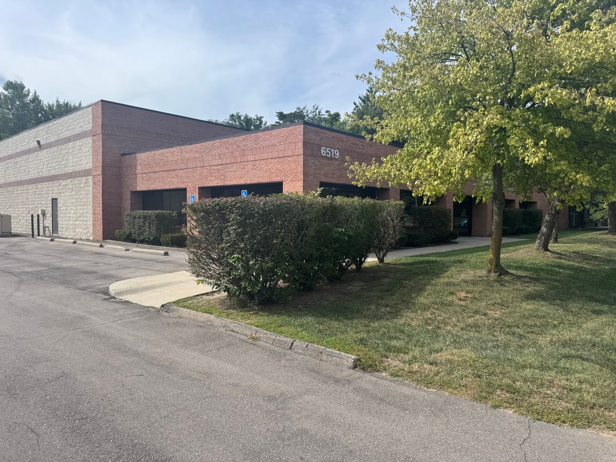 6519 N Hix Rd For Sale