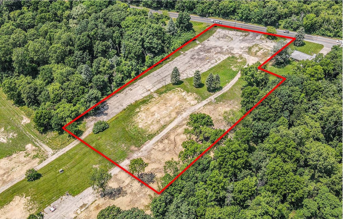 10.82 Acres Pontiac Trail & Dixboro