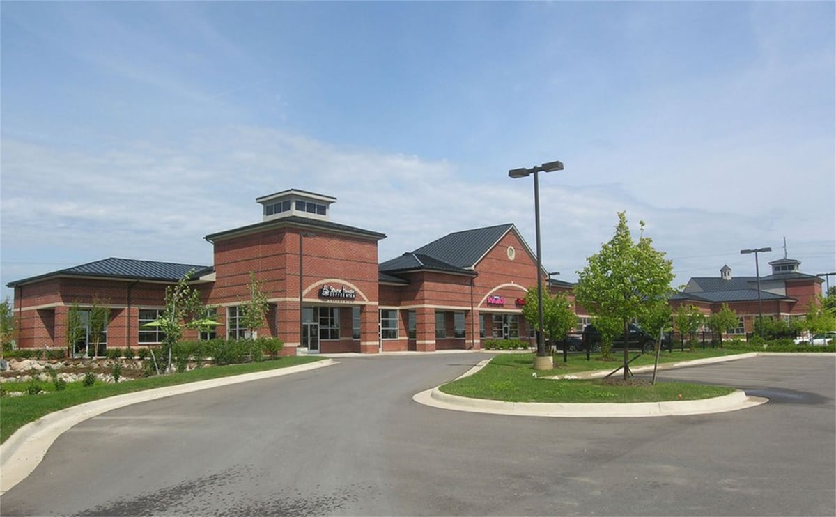 Ridgewood Plaza