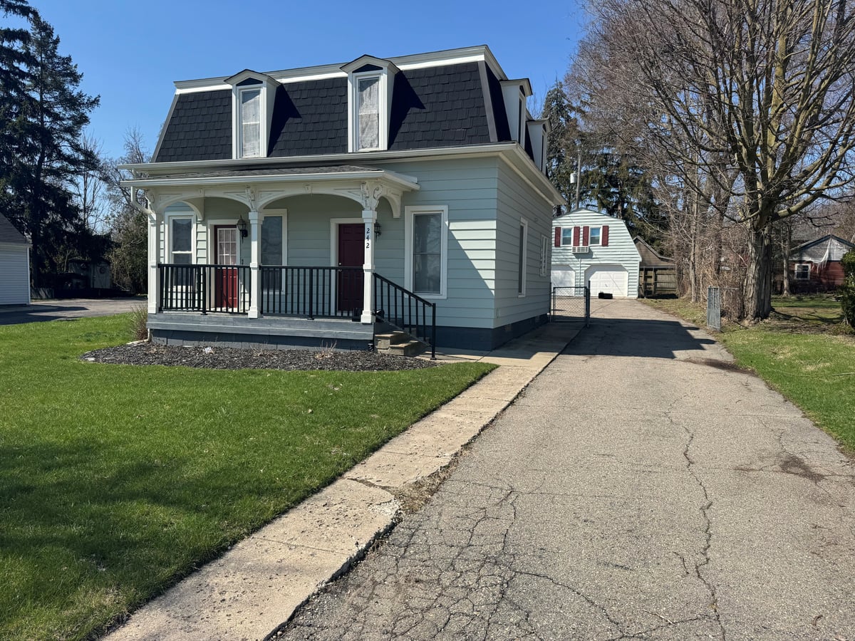 242 S. Center Street