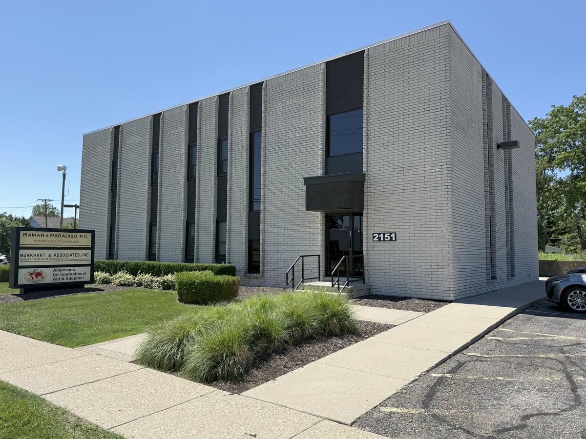2151 Livernois Rd