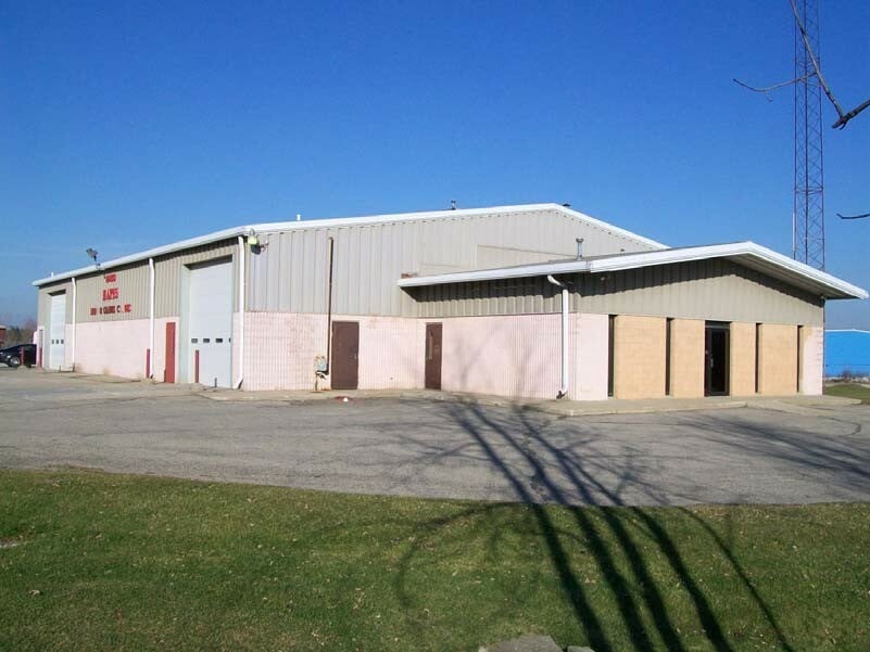 45390 Grand River