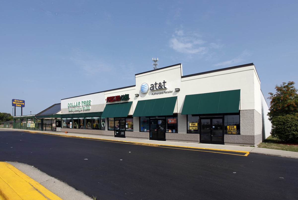 Pierson Plaza - SALE